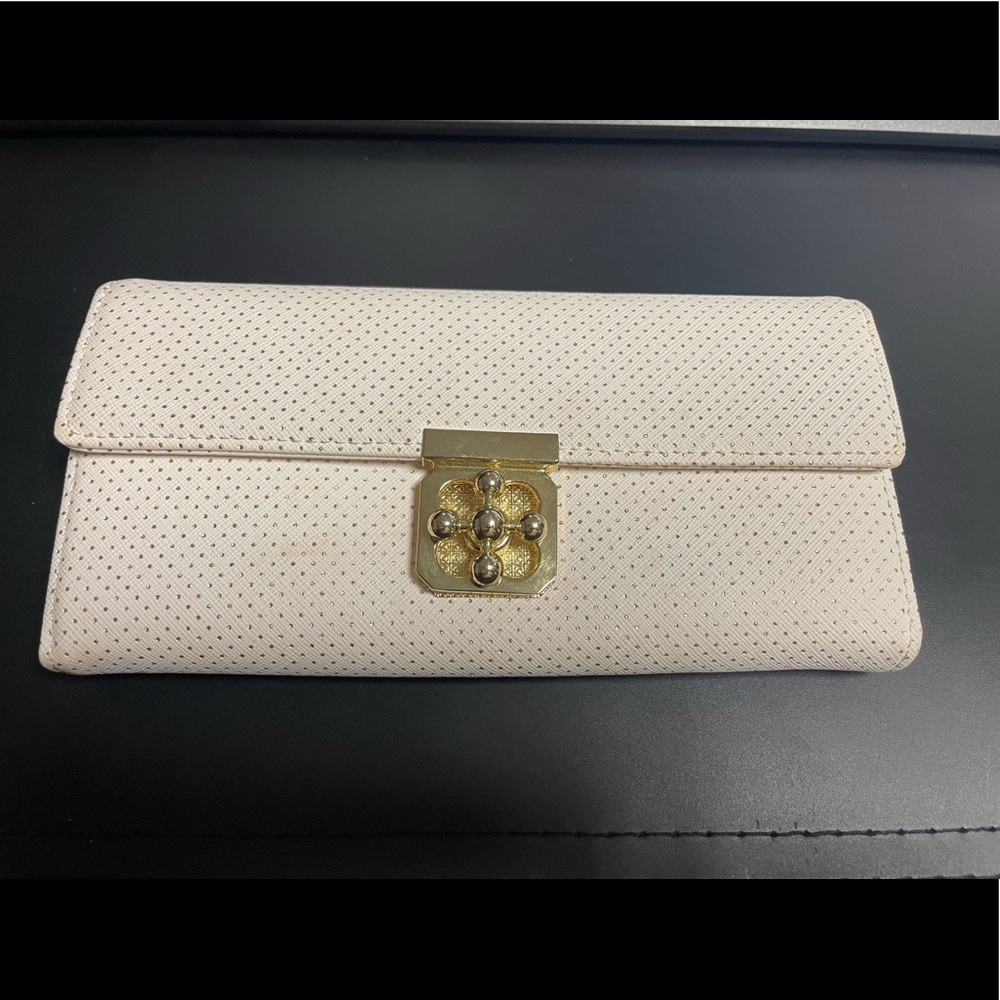 White and gold wallet